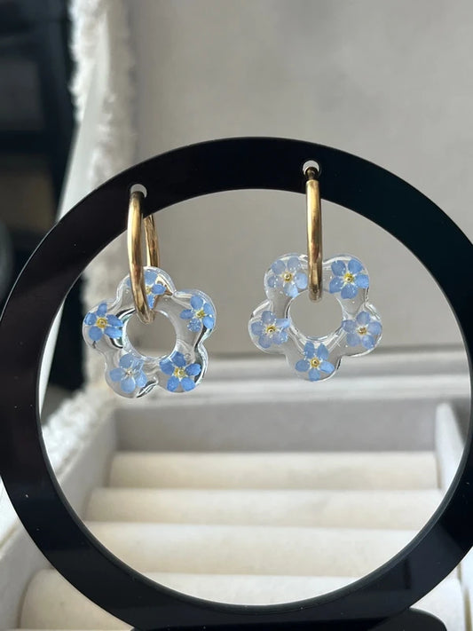 Boucles d'oreilles créoles et pampilles myosotis transparentes