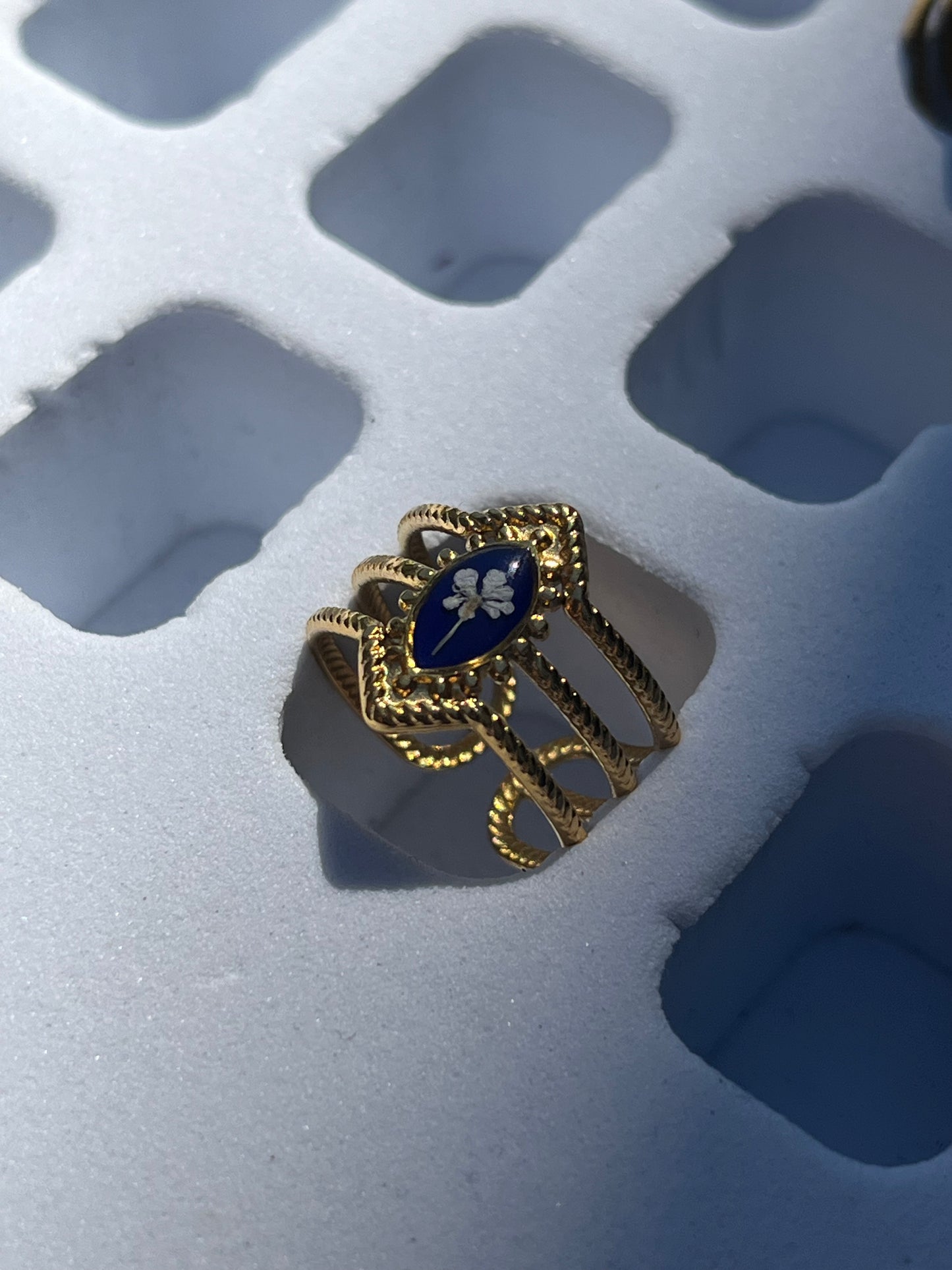Bague triple monture - Fond bleu roi