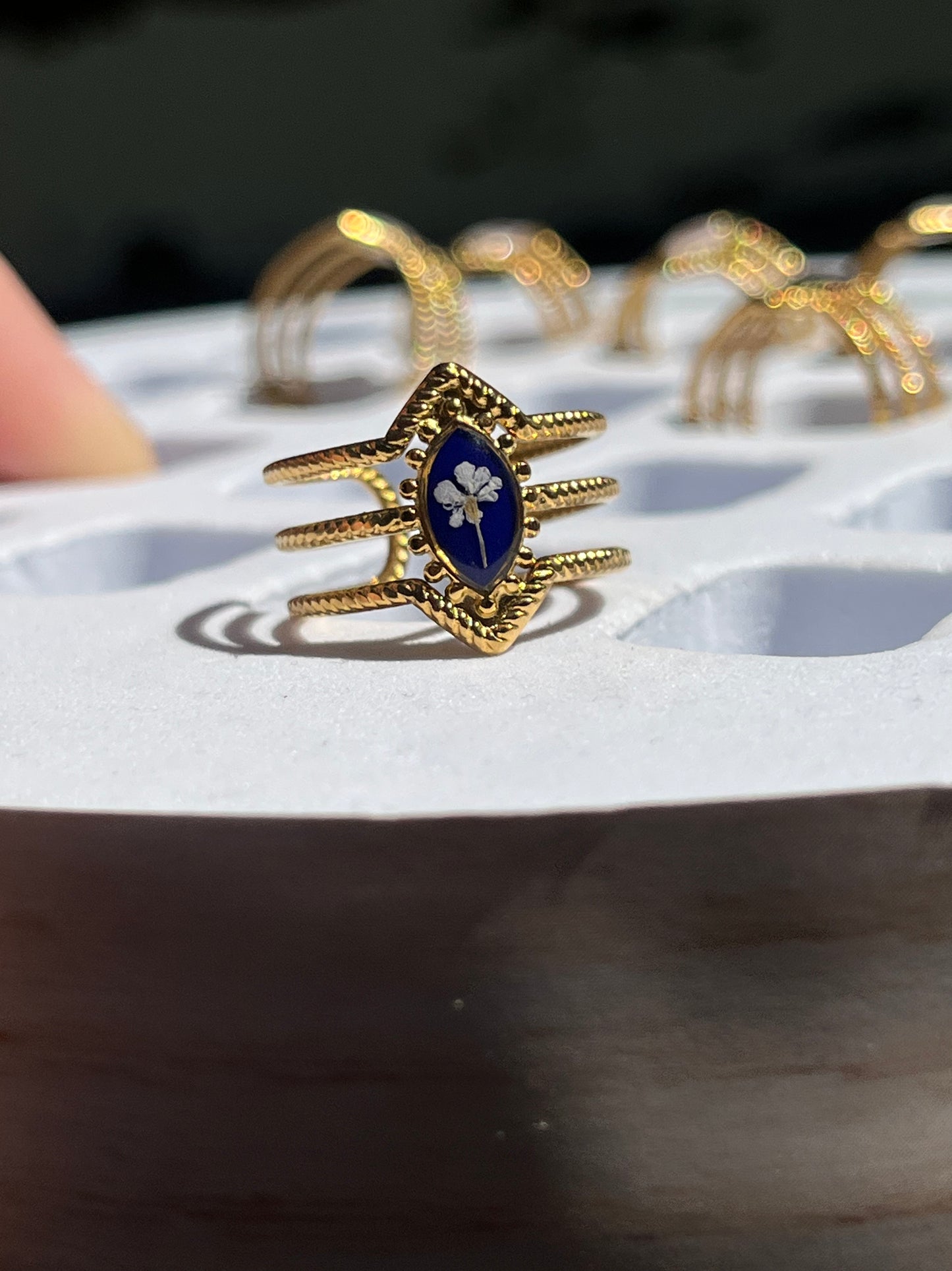 Bague triple monture - Fond bleu roi